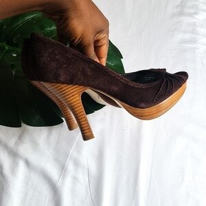 Steve Madden brown Pawla peep toe heels